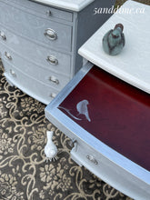 Load image into Gallery viewer, Songbirds Bedside Tables