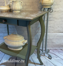 Load image into Gallery viewer, Vintage Parlor Table