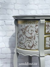 Load image into Gallery viewer, Italianate Accent Table