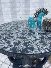 Load image into Gallery viewer, Art Deco Tulip Table