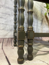 Load image into Gallery viewer, Nesting Tables (2)