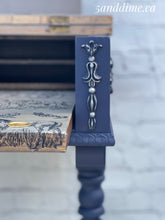 Load image into Gallery viewer, Spinnet Desk