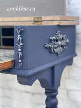 Load image into Gallery viewer, Spinnet Desk