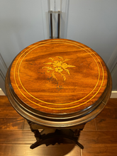 Load image into Gallery viewer, Walnut Candle/Plant Stand