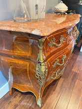 Load image into Gallery viewer, Louis XVI Styled Bombe