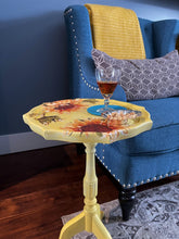 Load image into Gallery viewer, Bespoke Sun Flower Pie Crust Accent Table