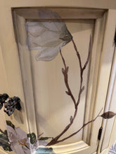 Load image into Gallery viewer, Magnolias Drum Table