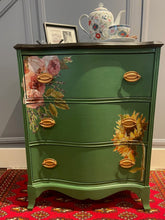 Load image into Gallery viewer, Serpentine Front Chest of Drawers
